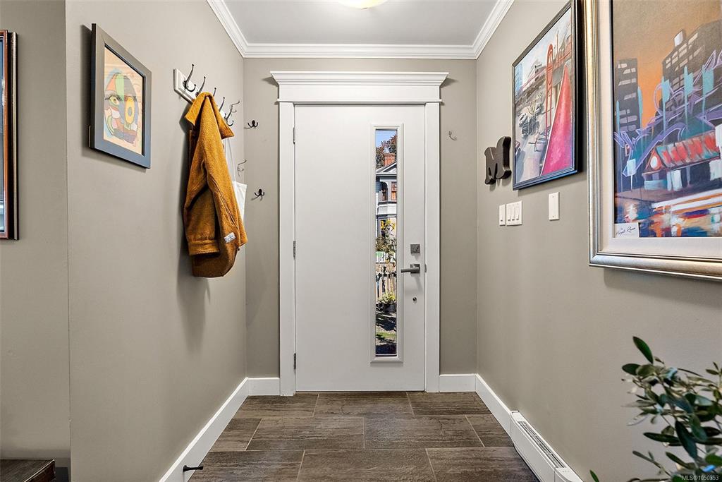 Third View of 1111 Caledonia Ave, Victoria, BC, V8T 1E9