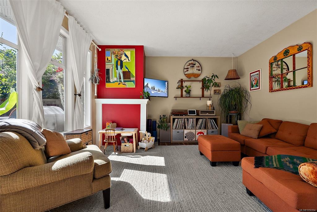 Third View of 1109 Caledonia Ave, Victoria, BC, V8T 1E9