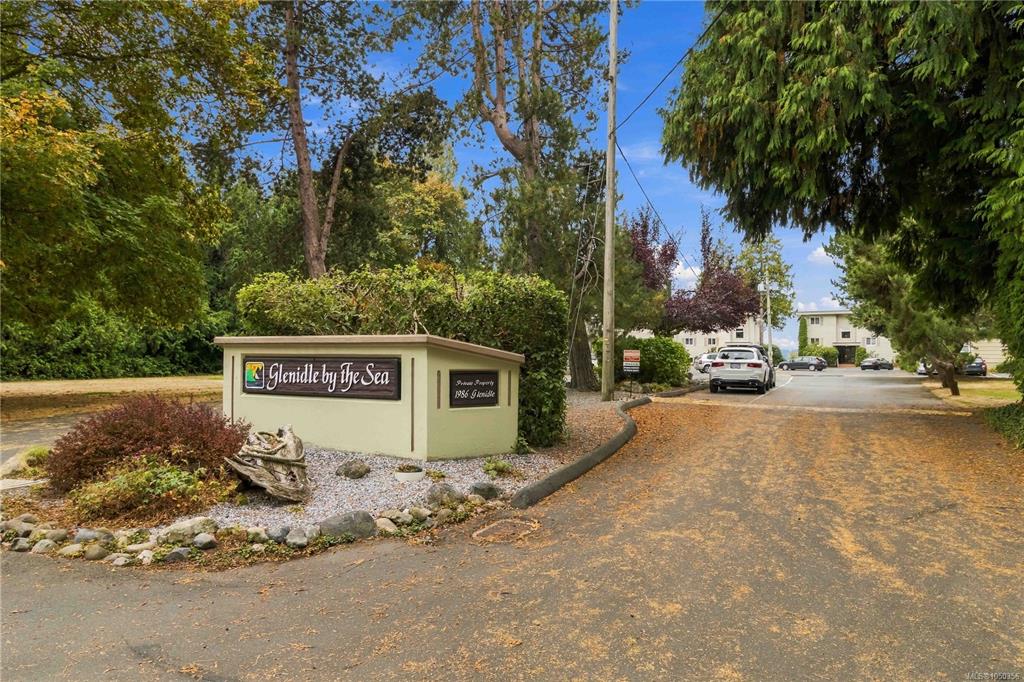 Third View of 1986 Glenidle Rd, Glenidle By The Sea, Sooke, BC, V9Z 0B1