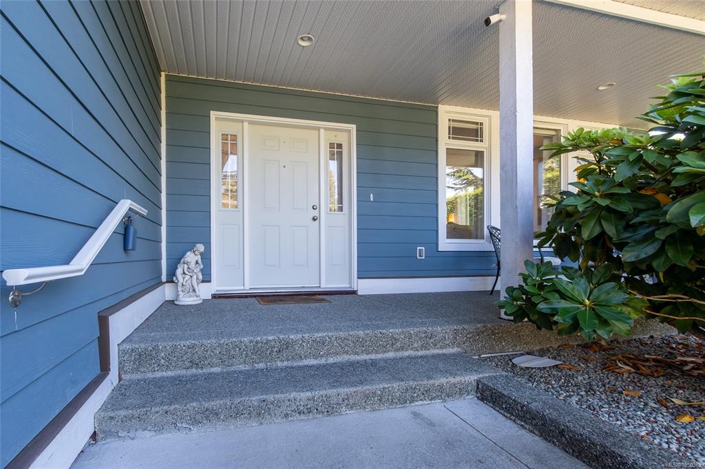 Third View of 3192 Gibbins Rd, Duncan, BC, V9L 1G8