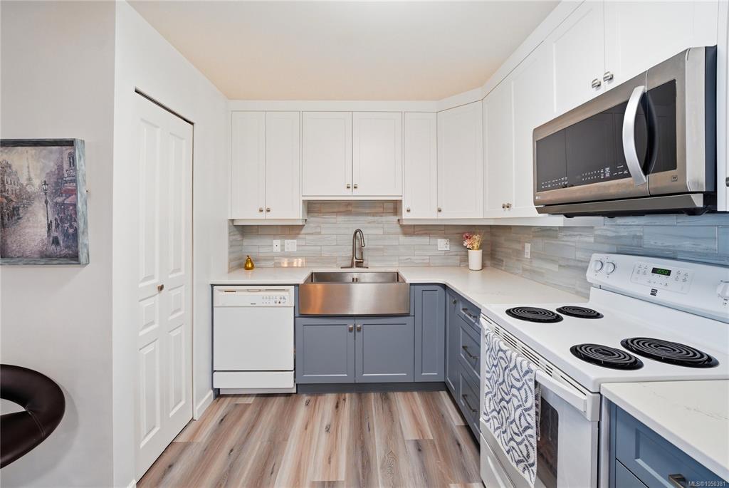 Fifth View of 5650 Edgewater Lane, Nanaimo, BC, V9T 6K1