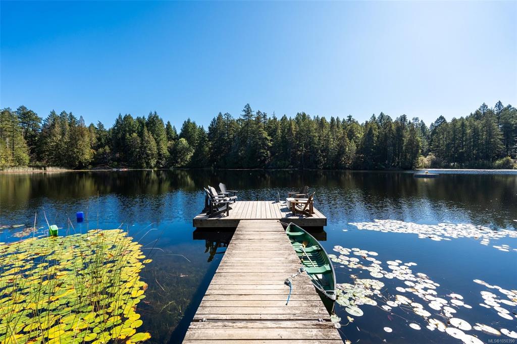 Third View of 685 Lost Lake Rd, Highlands, BC, V9B 6E3