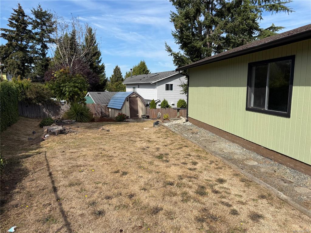 Fifth View of 256 Ardenlea Pl, View Royal, BC, V9B 5P3