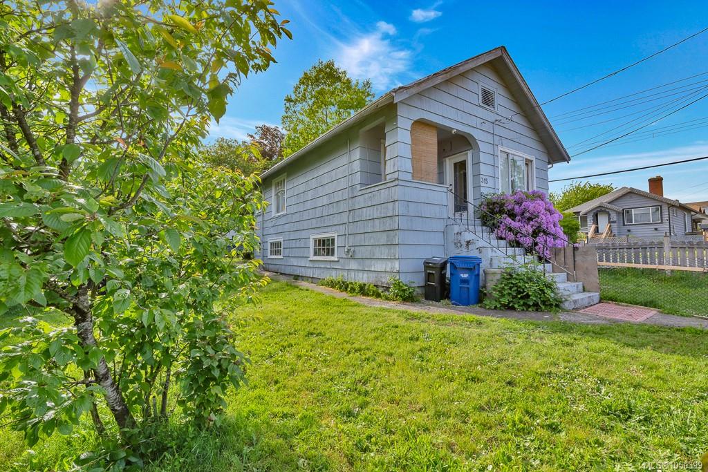 315 Holly Ave, 1050399, BC,