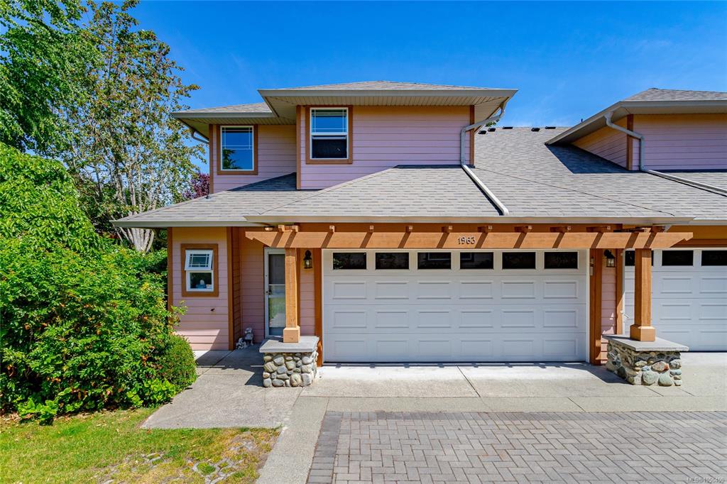 Fifth View of 1963 Polo Park Crt, Central Saanich, BC, V8M 2K1