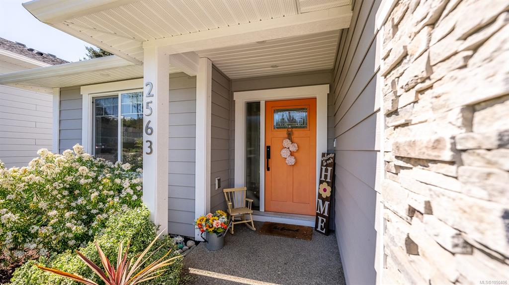 Fifth View of 2563 Brookfield Dr, Courtenay, BC, V9N 0E6