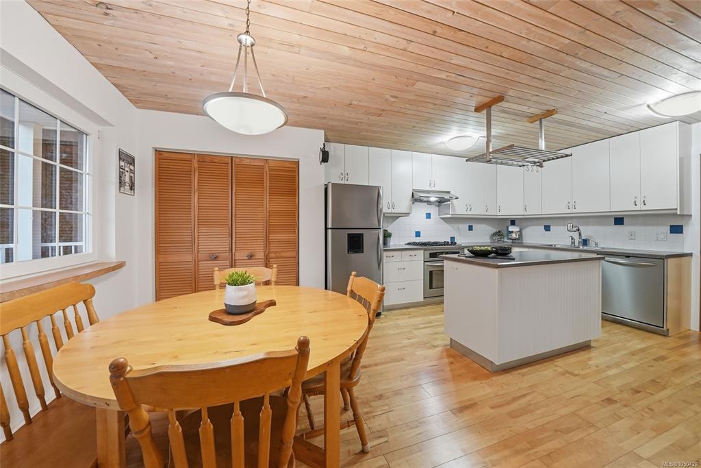 Fifth View of 1973 Harlequin Cres, Nanoose Bay, BC, V9P 9J2