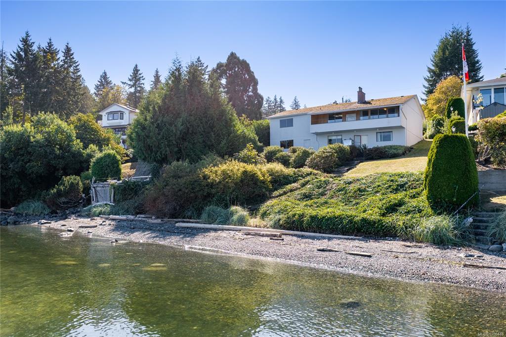 Fourth View of 3809 Gardner Rd W, Saltair, BC, V9G 1Z5