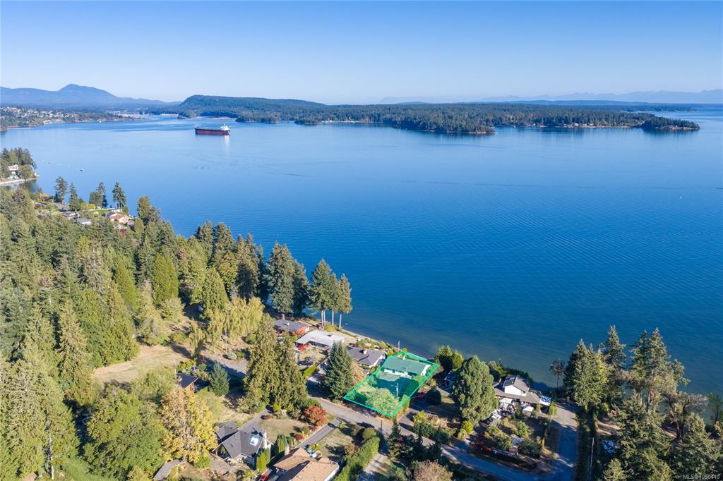 Fifth View of 3809 Gardner Rd W, Saltair, BC, V9G 1Z5