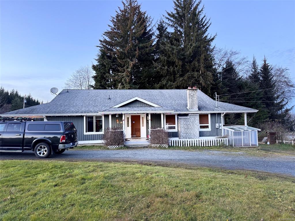 Fifth View of 210 Poplar Rd, Alert Bay, BC, V0N 1A0