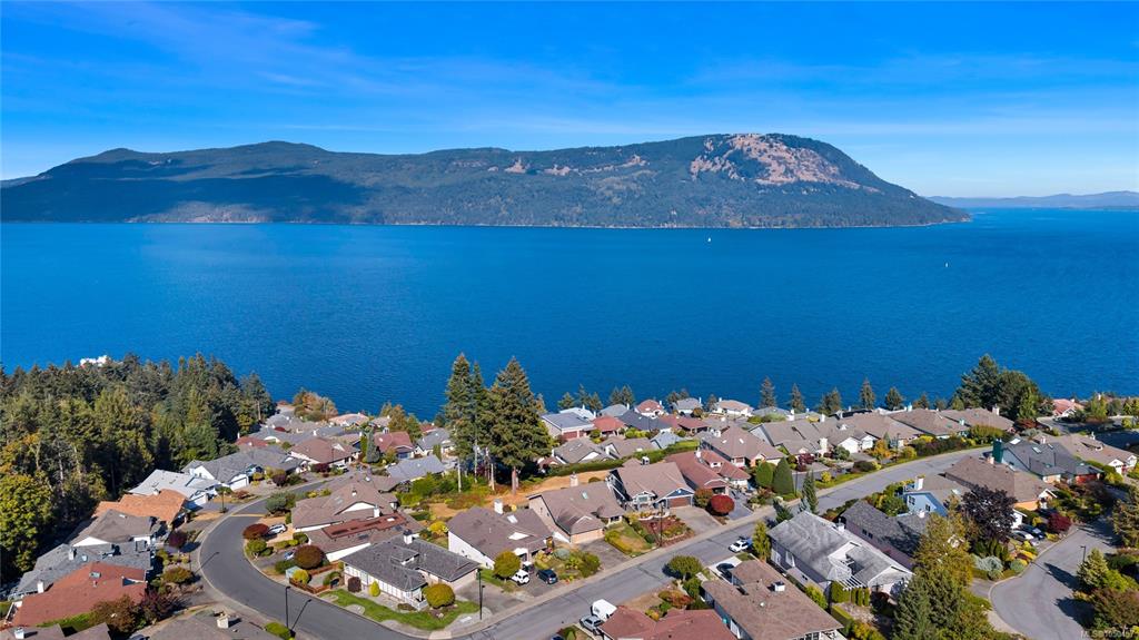 3673 Arbutus Dr N, 1050457, BC,