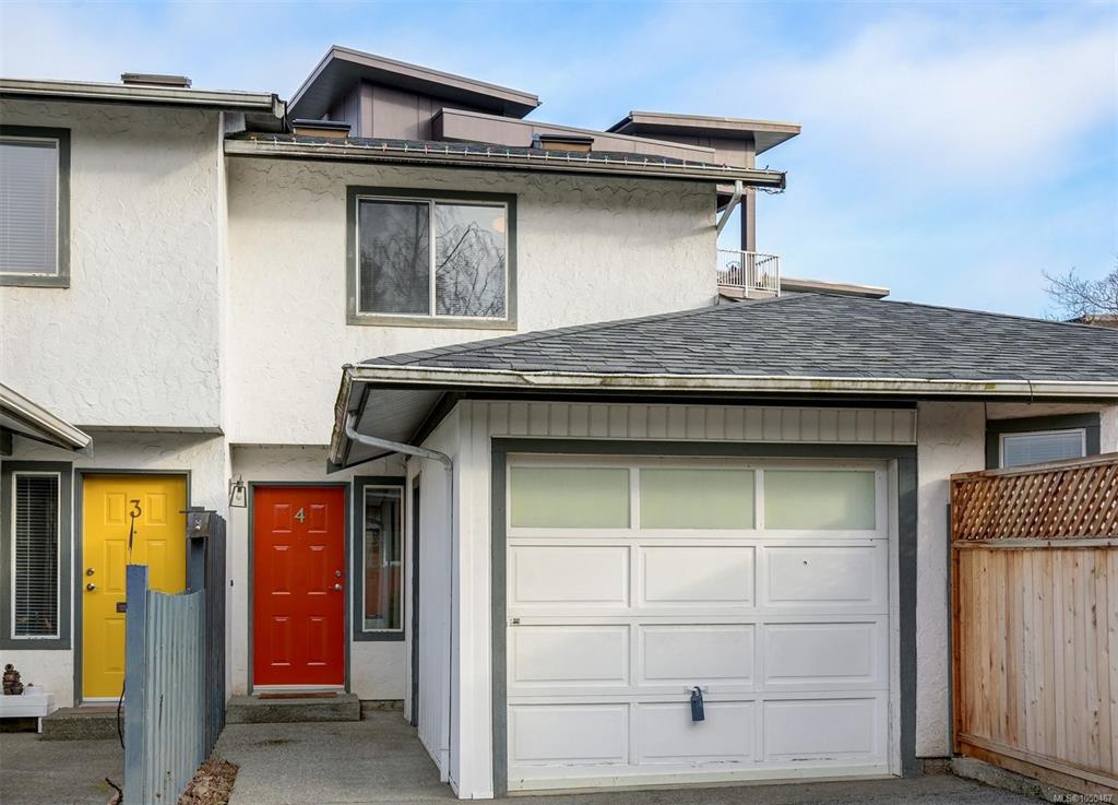 Third View of 9923 Seventh St, Sidney, BC, V8L 2V8