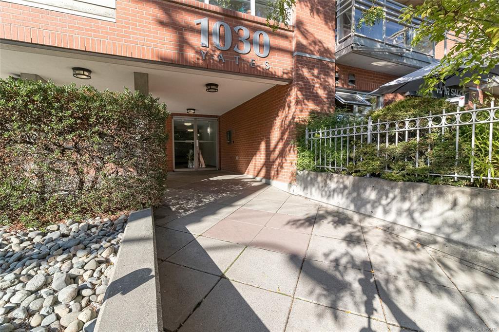 Fourth View of 1030 Yates St, 1030 Yates, Victoria, BC, V8V 5A7