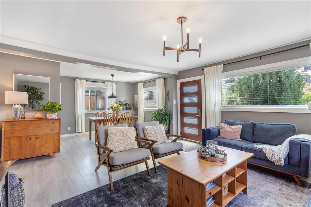 Fifth View of 3054 Millgrove St, Saanich, BC, V9A 1X5