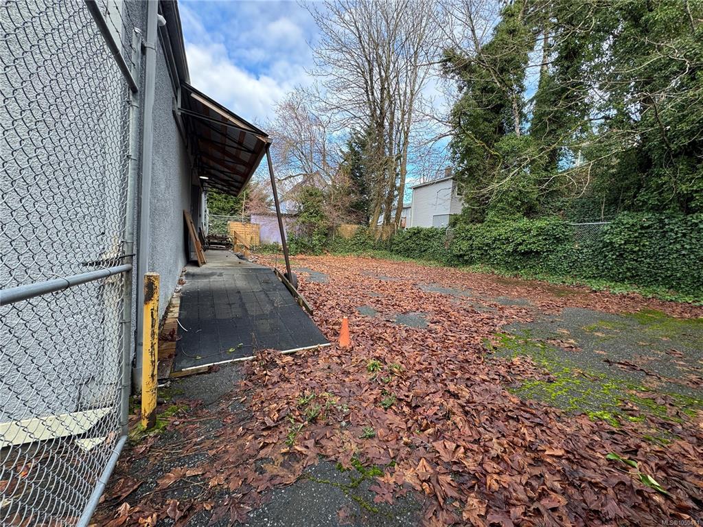 Fourth View of 451 Albert St, Nanaimo, BC, V9R 2V9