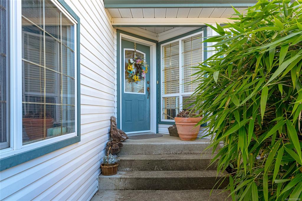 Fifth View of 4525 Lambourn Dr, Cowichan Bay, BC, V0R 1N2
