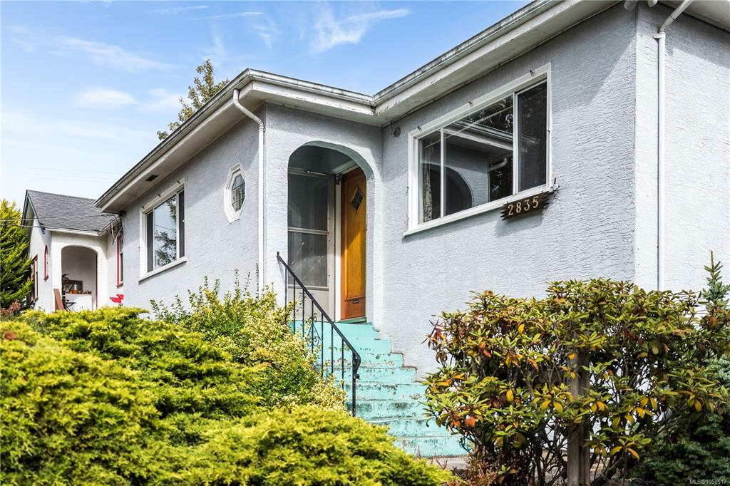 Second View of 2835 Fifth St, Victoria, BC, V8T 4B3