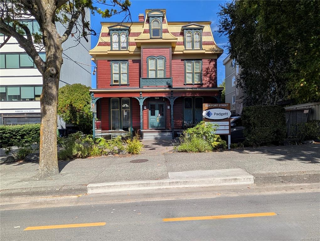 Second View of 1124 Fort St, Victoria, BC, V8V 3K8