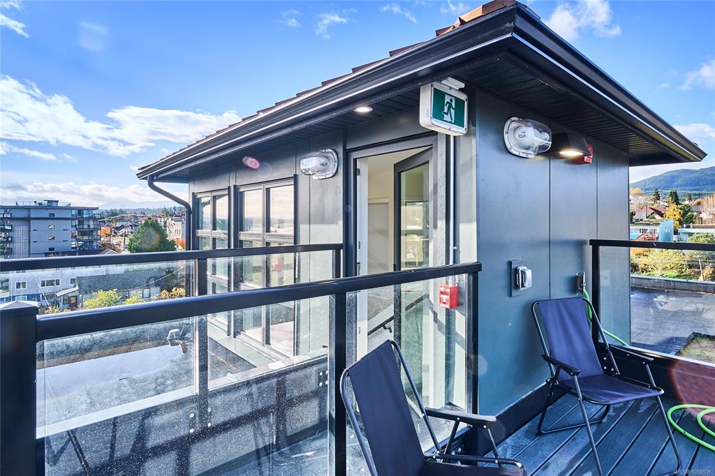 Fourth View of 45 Haliburton St, Nanaimo, BC, V9R 4V6