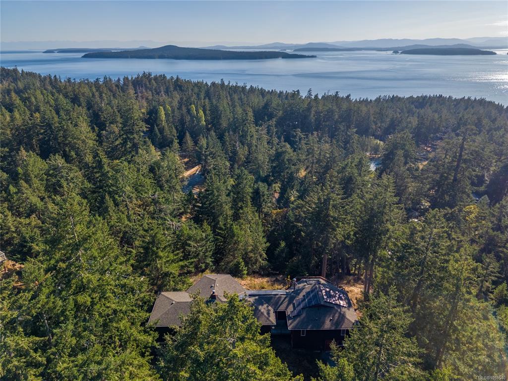Fourth View of 37163 Galleon Way, Pender Island, BC, V0N 2M2