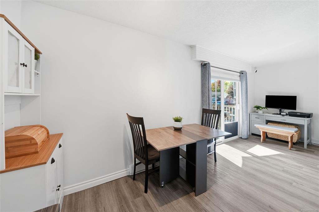 Fourth View of 129 Sixth Ave E, Qualicum Beach, BC, V9K 1R2