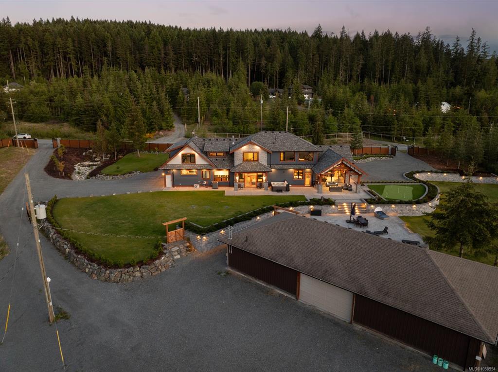 Fifth View of 2833 Woodcroft Pl, Shawnigan Lake, BC, V8H 2E4
