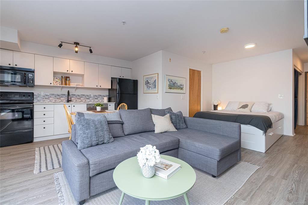 Third View of 932 Johnson St, The Urban, Victoria, BC, V8V 3N4