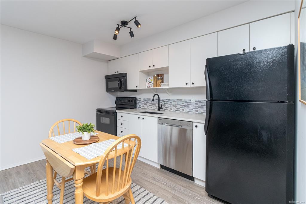 Fifth View of 932 Johnson St, The Urban, Victoria, BC, V8V 3N4