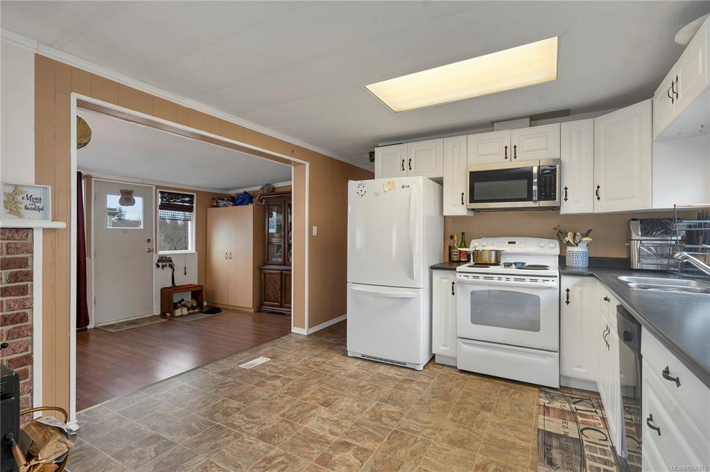 Fourth View of 951 Homewood Rd, Campbell River, BC, V9W 3N7