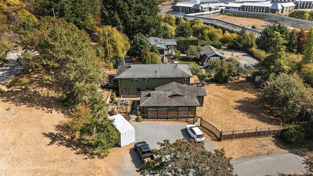 Fourth View of 1321 Prillaman Ave, Saanich, BC, V9E 2C6