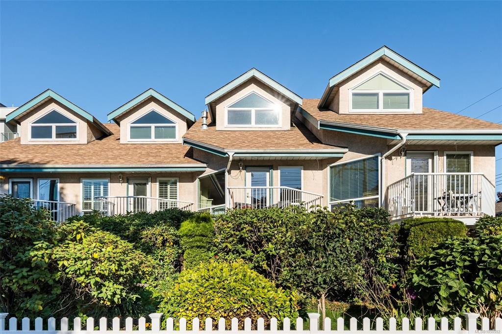 Third View of 20 Menzies St, Victoria, BC, V8V 2G2