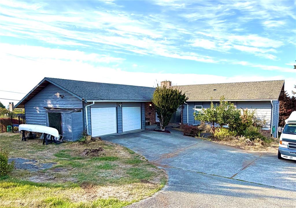 5400 Entwhistle Dr, 1050594, BC,