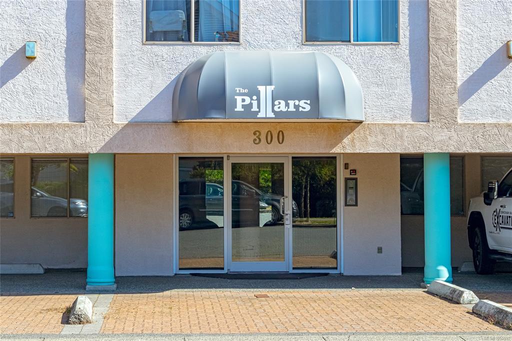 Third View of 300 Bundock Ave, THE PILLARS, Duncan, BC, V9L 3N9