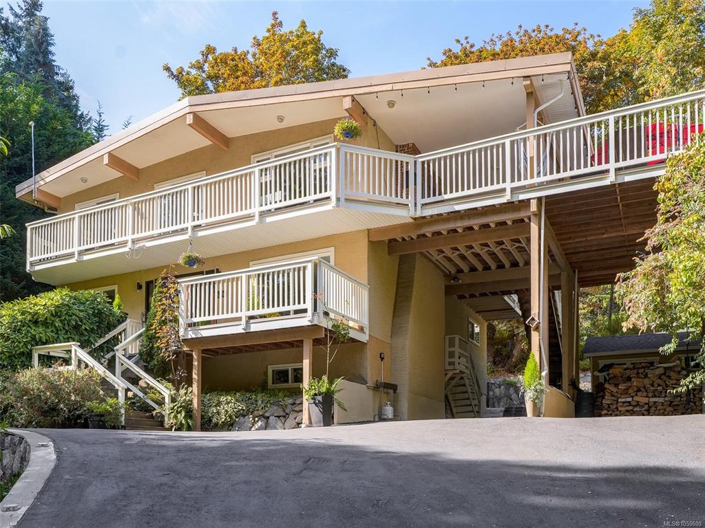 Second View of 5190 Lochside Dr, Saanich, BC, V8Y 2G3