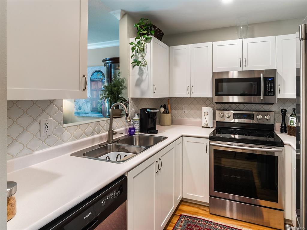 Fifth View of 6012 Jakes Pl, PLEASANT VALLEY VILLAGE, Nanaimo, BC, V9T 6E7