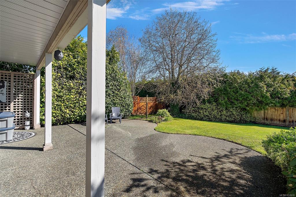 Third View of 10347 Bowerbank Rd, Sidney, BC, V8L 3L6