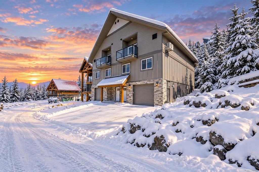 Second View of 1328 Nordic Dr, Courtenay, BC, V9J 1L0