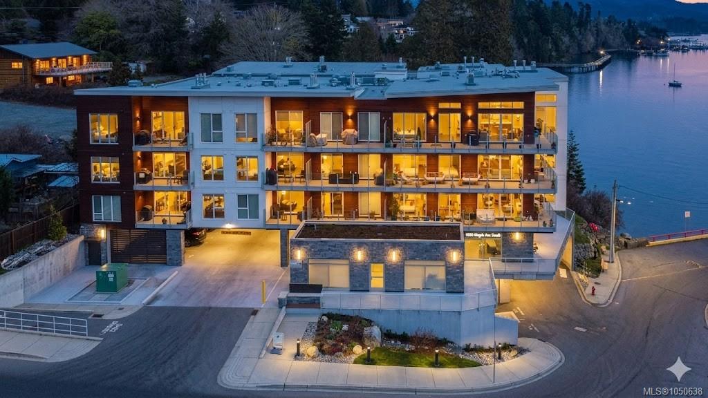 1820 Maple Ave S, 1050638, BC,