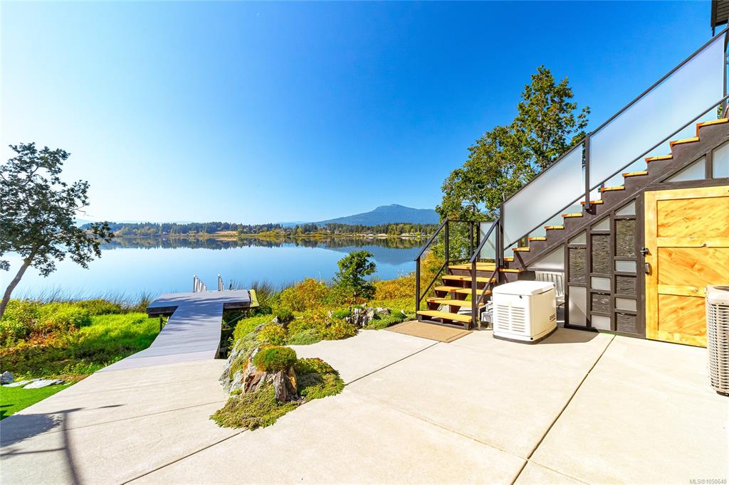 Third View of 1835 Westlock Rd, Duncan, BC, V9L 0B8