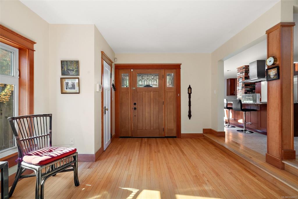 Fourth View of 149 St Lawrence St, Victoria, BC, V8V 1X9