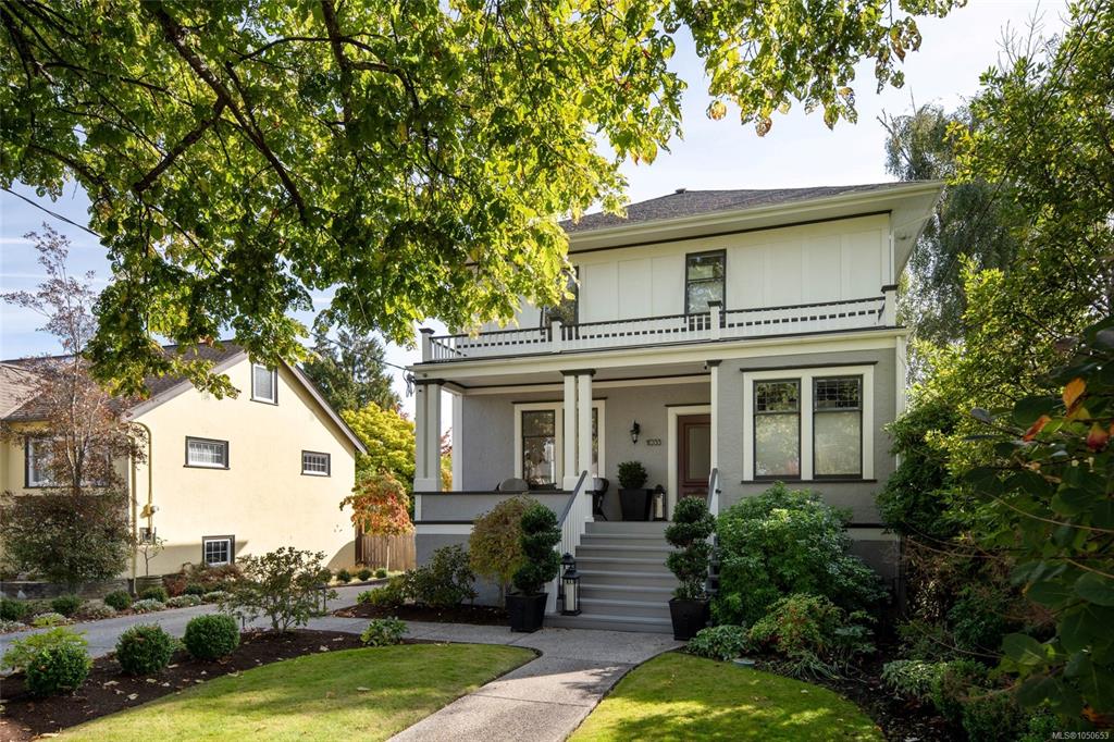1033 Monterey Ave, 1050653, BC,