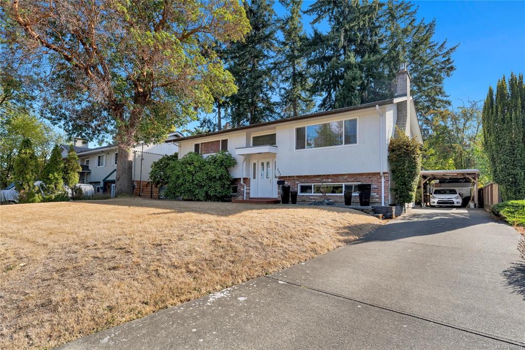 Fourth View of 553 Acland Ave, Colwood, BC, V9C 2N5