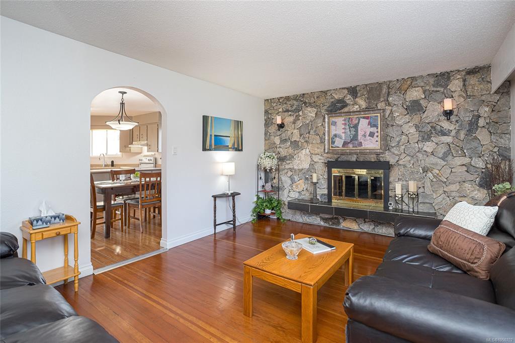 Third View of 3155 Earl Grey St, Saanich, BC, V9A 1X1