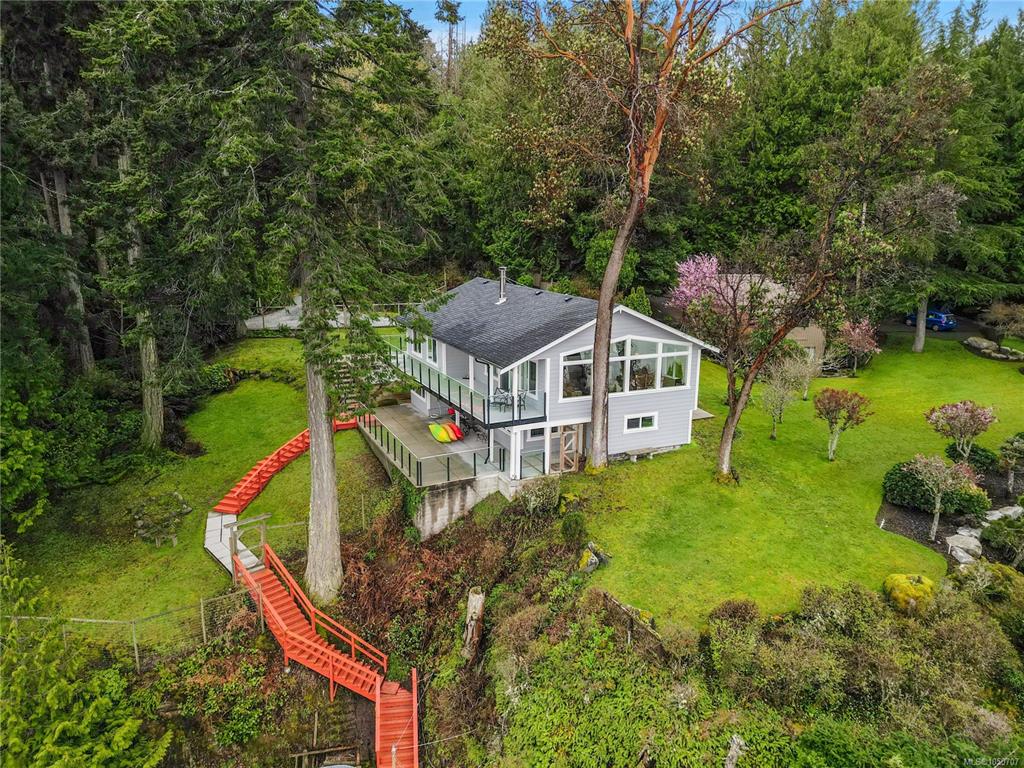 Fifth View of 976 Lands End Rd, North Saanich, BC, V8L 5L3