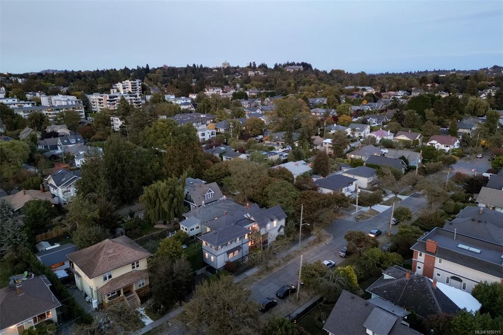 Fourth View of 1150 Oxford St, Victoria, BC, V8V 2V3