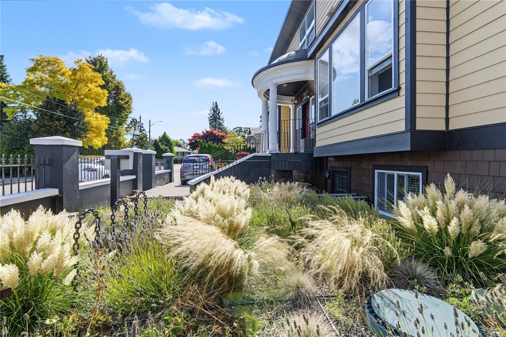 Fourth View of 1064 Beverley Pl, Victoria, BC, V8S 3Z8