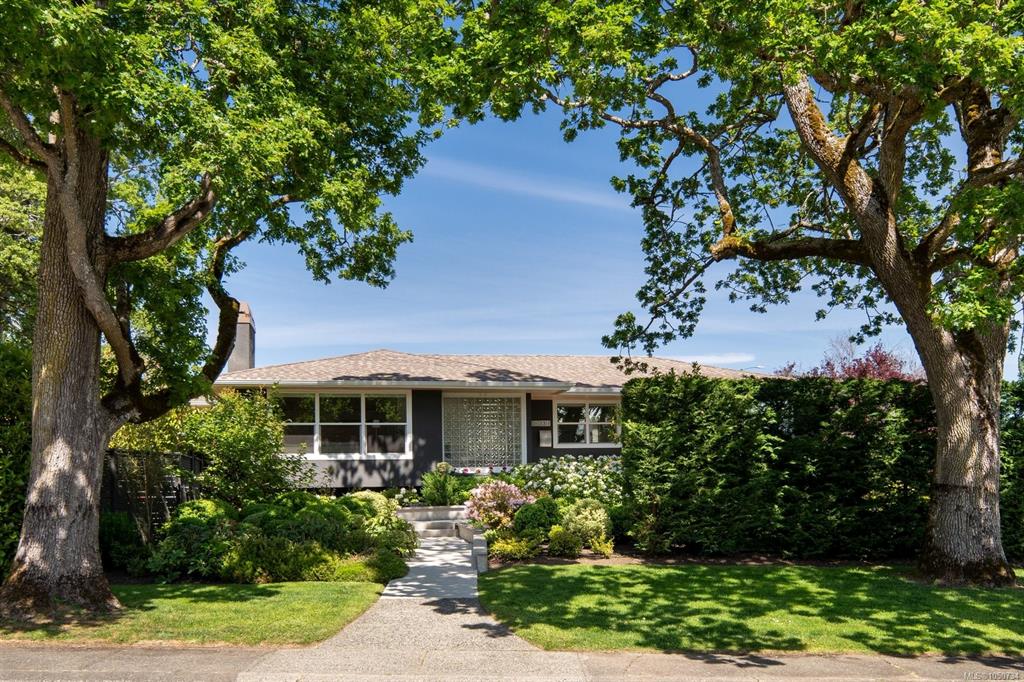 3311 Gibbs Rd, 1050734, BC,