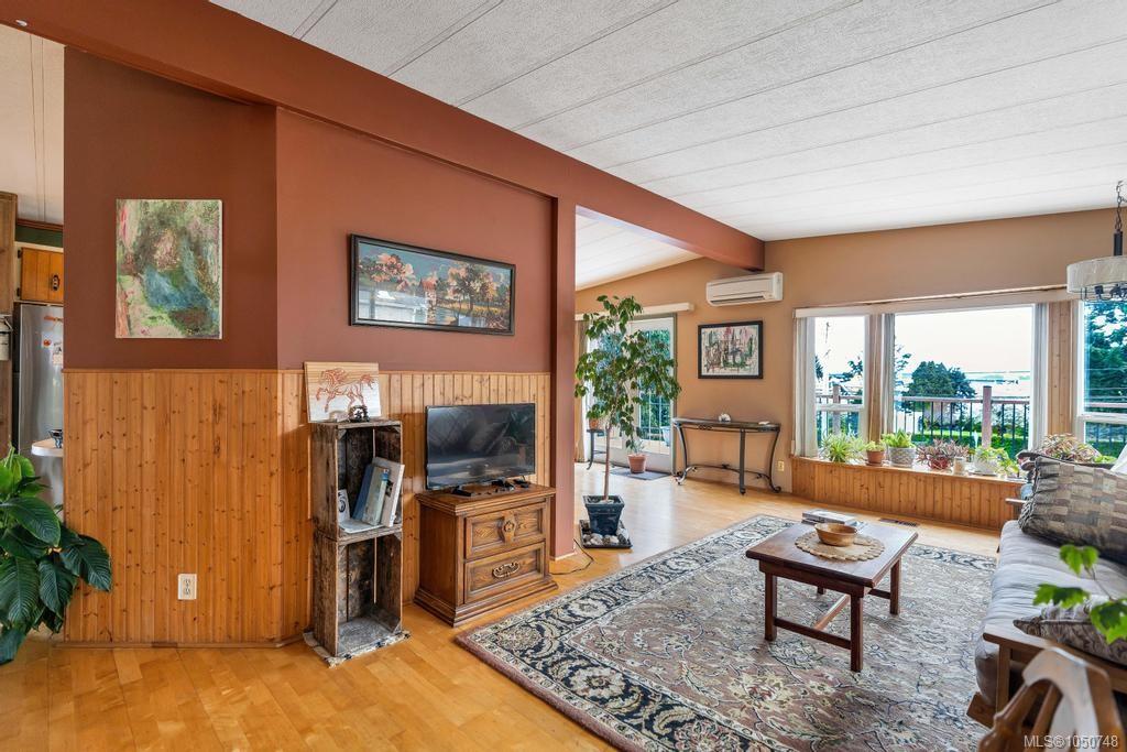 Fourth View of 11090 Chemainus Rd, Saltair, BC, V9G 1Z1