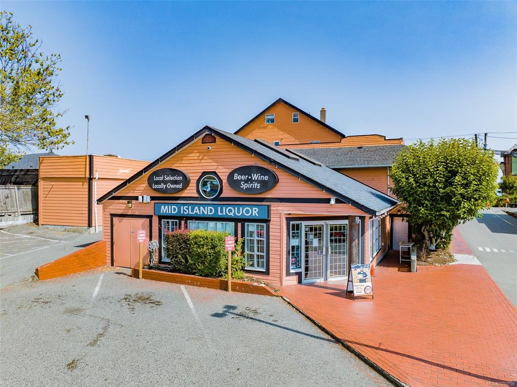 Third View of 7197 Lantzville Rd, Lantzville, BC, V0R 2H0