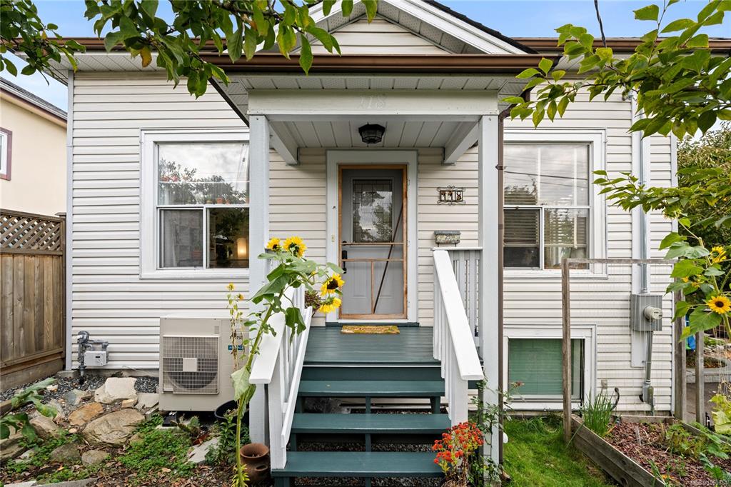 Fourth View of 118 Finlayson St, Nanaimo, BC, V9R 2P5